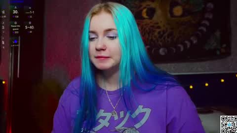 Snapshot of moon_valkyriie chatting on 02.27.25 Emilia online show from 02.27.25