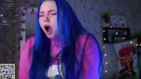 Snapshot of moon_valkyriie chatting on 03.07.25 Emilia online show from 03.07.25