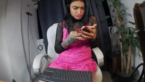 moonie_baddie31 online show from 01.05.26