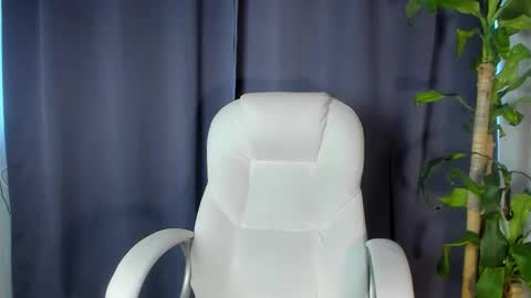 moonie_baddie31 online show from 01.06.26