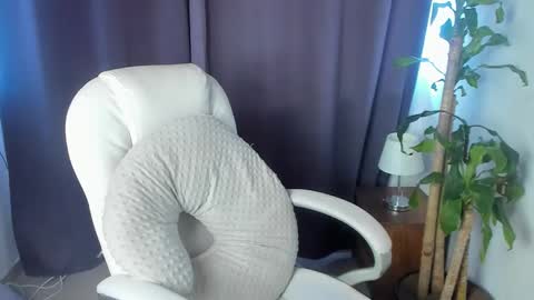 moonie_baddie31 online show from 01.07.26