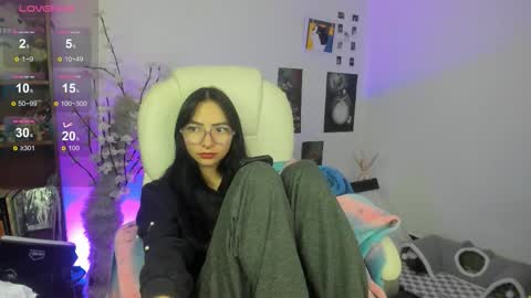 MOON  online show from 01.18.26