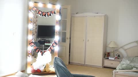 Jane online show from 10.21.25