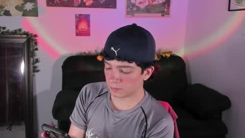 Snapshot of moonlight_baee chatting on 02.03.26 Clove online show from 02.03.26