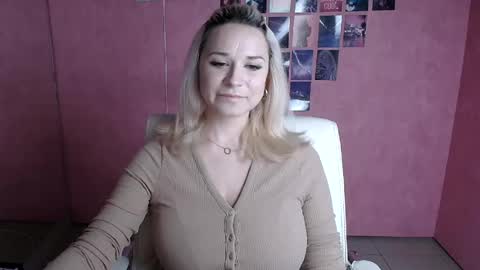 Susanna online show from 06.16.26