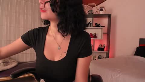 Michelle online show from 01.06.26