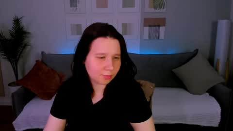 Snapshot of mooonlightsky chatting on 04.15.26 Charli online show from 04.15.26