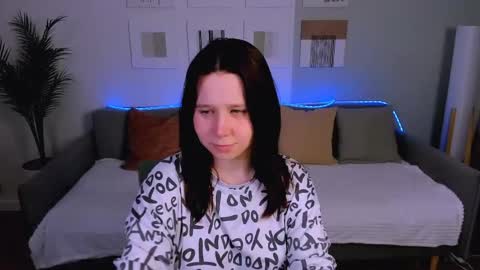 Snapshot of mooonlightsky chatting on 04.25.26 Charli online show from 04.25.26