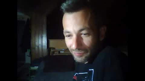 Snapshot of mordecai999 chatting on 09.10.25 mordecai999 online show from 09.10.25