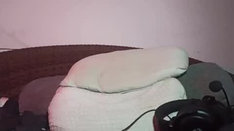 Snapshot of moreno_lutador chatting on 04.30.26 John john online show from 04.30.26