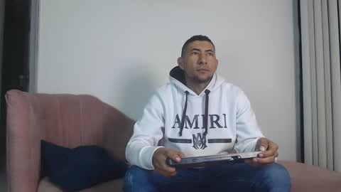 MORGAN AND MEGAN online show from 09.22.25