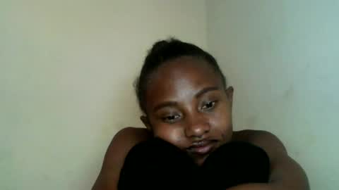 Snapshot of morgane_69 chatting on 06.13.26 morgane_69 online show from 06.13.26