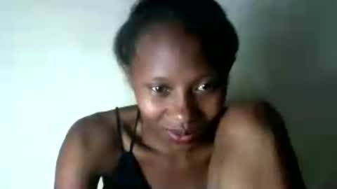 Snapshot of morgane_69 chatting on 06.23.26 morgane_69 online show from 06.23.26