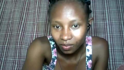 Snapshot of morgane_69 chatting on 06.30.26 morgane_69 online show from 06.30.26