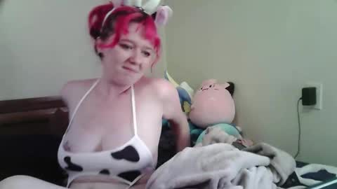 Snapshot of moriminxx chatting on 04.27.26 moriminxx online show from 04.27.26