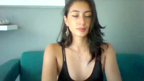 Snapshot of moritha2397 chatting on 04.24.26 moritha2397 online show from 04.24.26