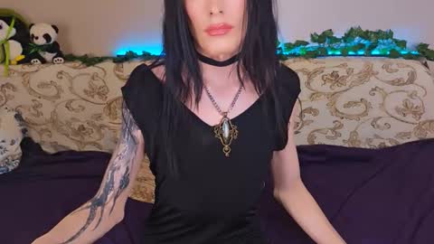 Snapshot of morwain_ chatting on 11.12.25 Morwain online show from 11.12.25