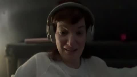 Mossy Mommy online show from 02.16.25