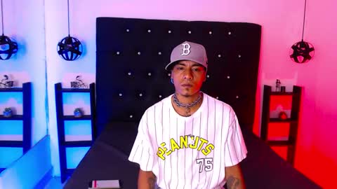 Snapshot of mowgli_ff chatting on 09.23.25 Mowgli online show from 09.23.25