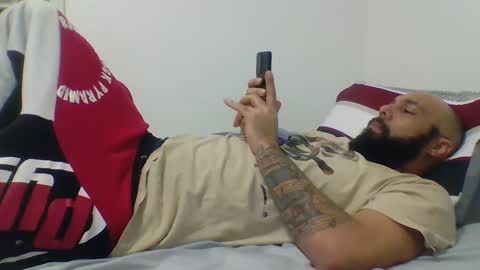 Mr8 online show from 01.17.25