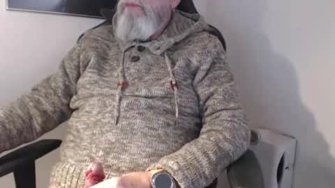 mr_boombastic2021 online show from 11.26.25