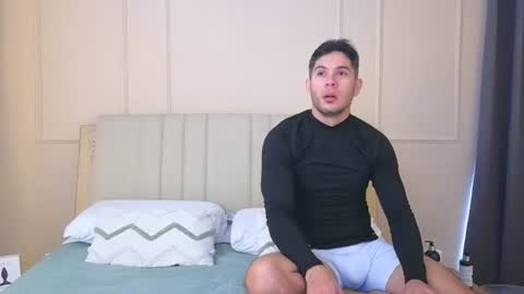 Snapshot of mr_danni_ chatting on 07.04.26 Danny Aleja online show from 07.04.26