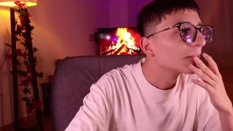 Snapshot of mr_evan1 chatting on 12.14.24 Mr Evans online show from 12.14.24