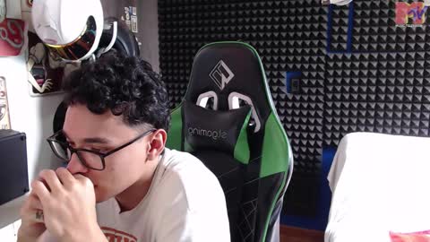 Snapshot of mr_lollipop77 chatting on 11.15.25 Call me Angel please online show from 11.15.25