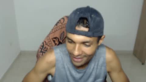 Max online show from 11.08.25