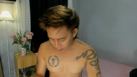 Snapshot of mr_squidcock chatting on 04.26.26 KYLE online show from 04.26.26