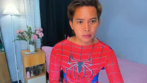 Snapshot of mr_squidcock chatting on 05.18.26 KYLE online show from 05.18.26