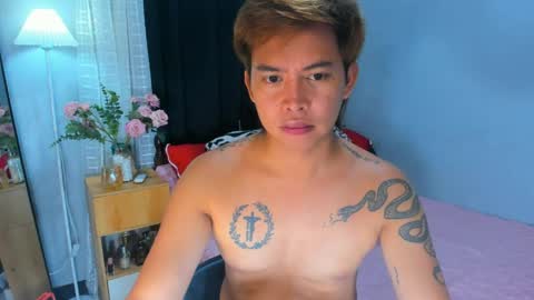 Snapshot of mr_squidcock chatting on 05.19.26 KYLE online show from 05.19.26