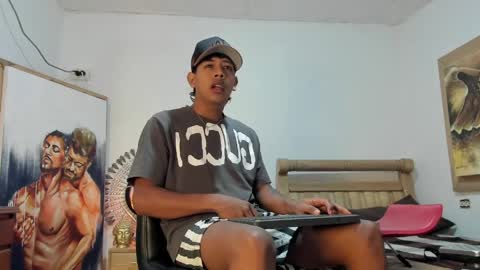 mr_stiven_ online show from 04.05.26