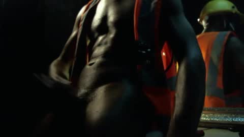 MrBigDiQ1 online show from 01.12.25