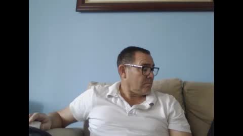 Mrcaruso online show from 10.12.25