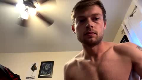 Snapshot of mrcoolguy68 chatting on 03.10.25 mrcoolguy68 online show from 03.10.25