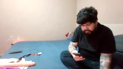 Snapshot of mrcpy1 chatting on 03.10.25 Latinhot online show from 03.10.25