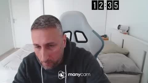 Snapshot of mrdr000 chatting on 03.18.26 mrdr000 online show from 03.18.26