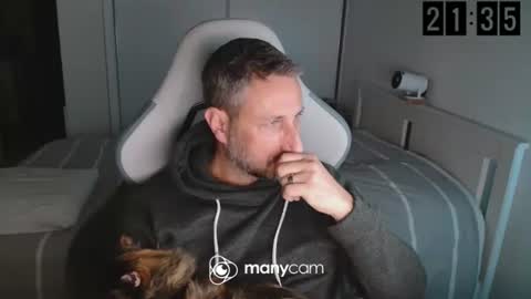 Snapshot of mrdr000 chatting on 04.01.26 mrdr000 online show from 04.01.26
