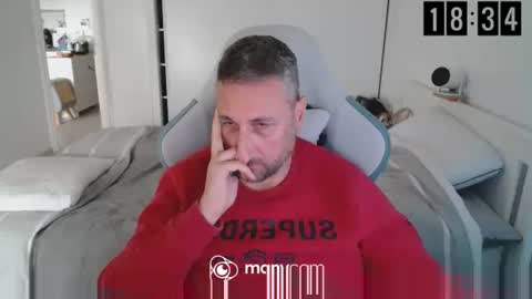 Snapshot of mrdr000 chatting on 04.13.26 mrdr000 online show from 04.13.26