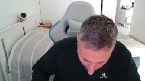 Snapshot of mrdr000 chatting on 04.24.26 mrdr000 online show from 04.24.26