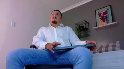 Mr Fox online show from 03.11.26