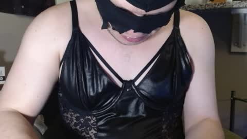 Snapshot of mrgirthygyatt chatting on 04.10.26 mrgirthygyatt online show from 04.10.26