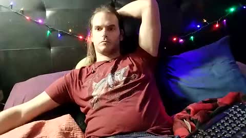 Snapshot of mrkinksized chatting on 12.21.24 MrKinkSized online show from 12.21.24