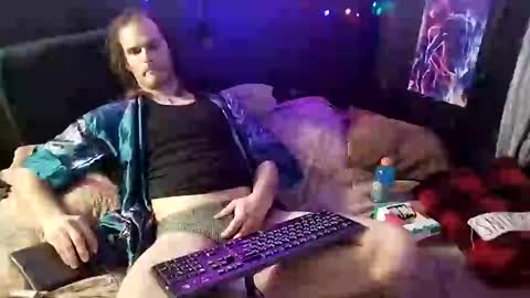 Snapshot of mrkinksized chatting on 01.14.25 MrKinkSized online show from 01.14.25