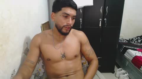 Snapshot of mrlevrone1 chatting on 05.31.26 Mrlevrone1 online show from 05.31.26