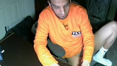 Snapshot of mrmarcxxcam chatting on 04.28.26 MrMarc online show from 04.28.26