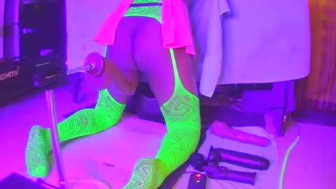 Alejandro  Alex online show from 02.25.25