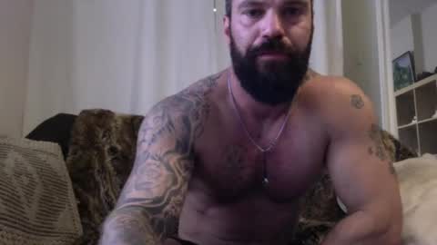 Mr Snow online show from 10.25.25