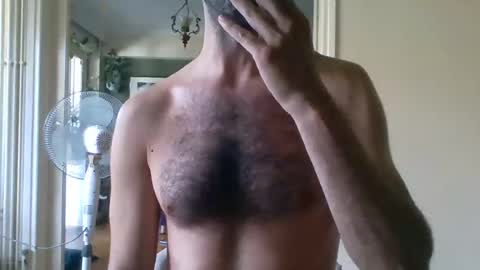 Snapshot of mrralph__90 chatting on 06.18.26 Mrralph online show from 06.18.26